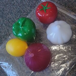 🏖$5 Colorful Food Storage Container Set